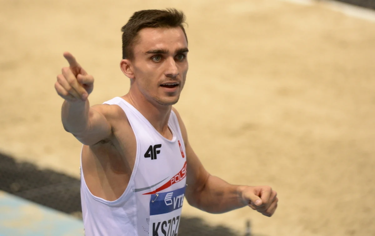 Adam Kszczot i Marcin Lewandowski wystąpią w niedzielnym finale biegu na 800 m w 15. halowych lekkoatletycznych mistrzostwach świata w Sopocie. 