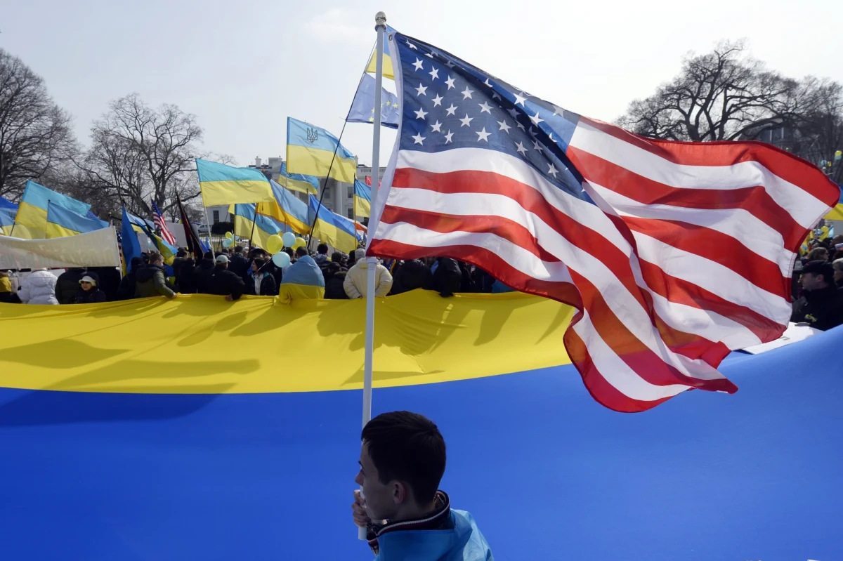 Większość Polaków nie chce uczestniczyć w wojnie z Rosją, ponieważ za walkę za Ukrainę odpowiedzialne są, według nich, USA i Unia Europejska - wynika z sondażu przeprowadzonego przez portal Interia.pl.