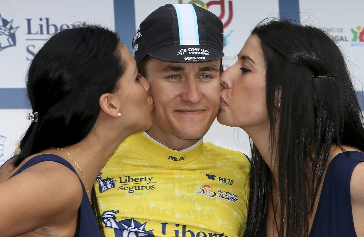 Michał Kwiatkowski (Omega Pharma-Quick Step) wygrał w Sienie, po samotnym finiszu, kolarski klasyk Strade Bianche. Na ostatnim kilometrze odjechał od towarzysza ucieczki słynnego Słowaka Petera Sagana (Cannondale). 