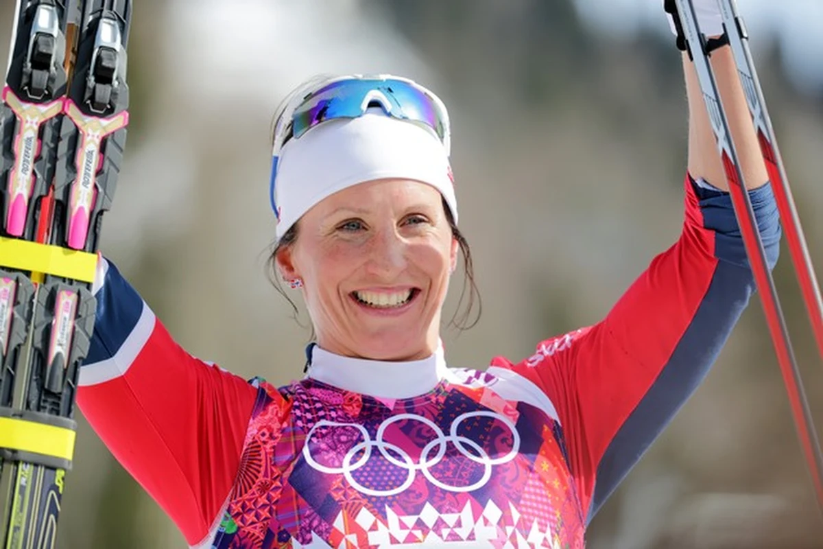 Sześciokrotna złota medalistka olimpijska i 12-krotna mistrzyni świata w biegach narciarskich Norweżka Marit Bjoergen zapowiedziała kontynuację kariery przez najbliższe cztery lata i start w zimowych igrzyskach w Pyeongchang w 2018 roku.