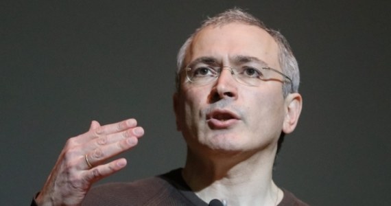 Michaił Chodorkowski, były szef koncernu Jukos, złożył wniosek o zgodę na stały pobyt w Szwajcarii - powiedział w poniedziałek agencji AFP jego rzecznik. Nie sprecyzował, w którym konkretnie kantonie chciałby zamieszkać biznesmen.