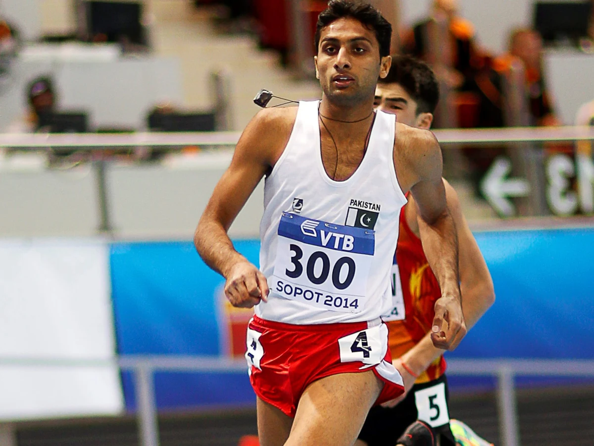 Saddam Hussain, lekkoatleta z Pakistanu, uciekł z hotelu podczas halowych mistrzostw świata w Sopocie. Na razie jest uznawany za zaginionego, ale liczne przypadki z całego świata każą przypuszczać, że Pakistańczyk po prostu chce zacząć lepsze życie w Europie. Ucieczki sportowców to bowiem żadna nowość.