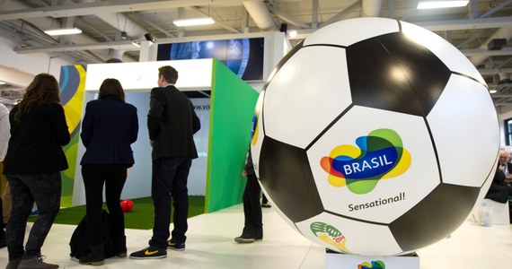 Władze Rio de Janeiro postanowiły dać urzędnikom i pracownikom budżetowym urlop, w dniach gdy w mieście rozgrywane będą mecze piłkarskich mistrzostw świata - poza sobotą i niedzielą. Ma to pomóc w rozładowaniu korków w metropolii.  