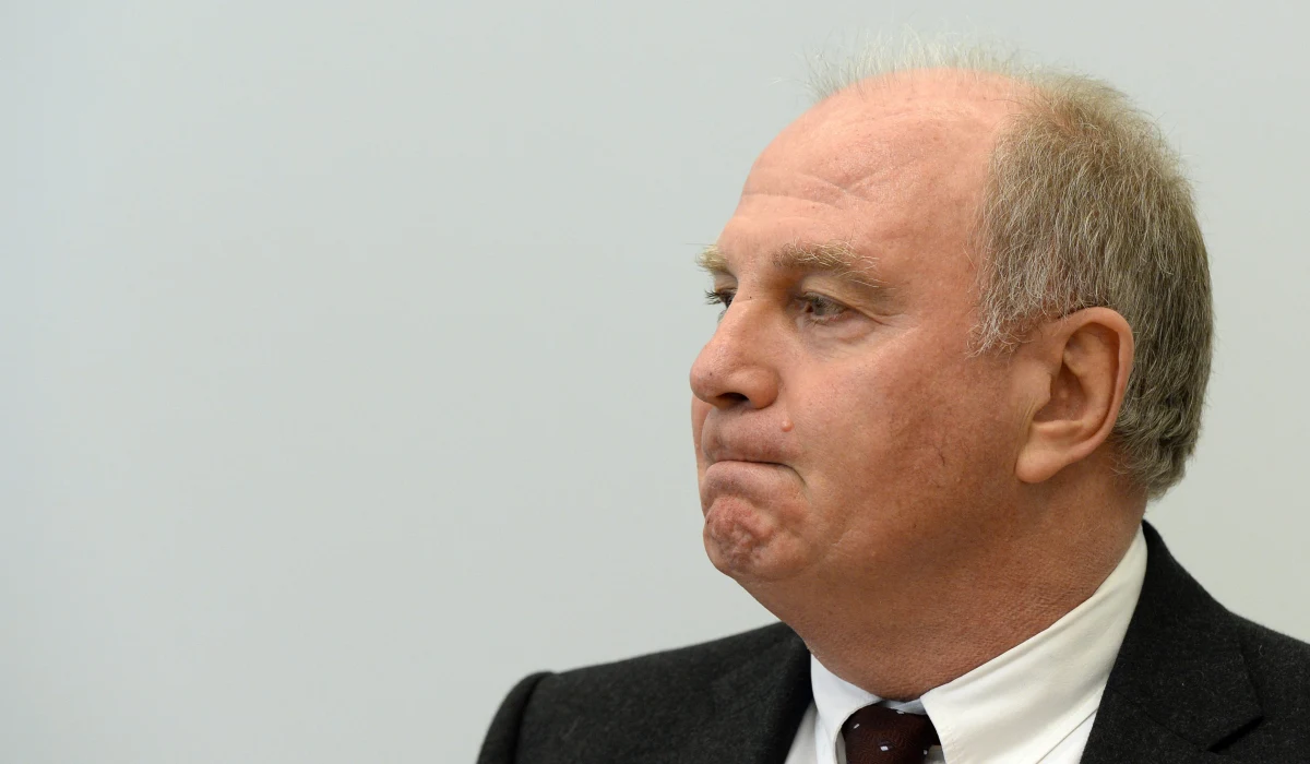 ​Prezes niemieckiego klubu Bayern Monachium został skazany na 3 lata i 6 miesięcy pozbawienia wolności. Uli Hoeness oszukał urząd podatkowy na sumę 27,2 mln euro. 