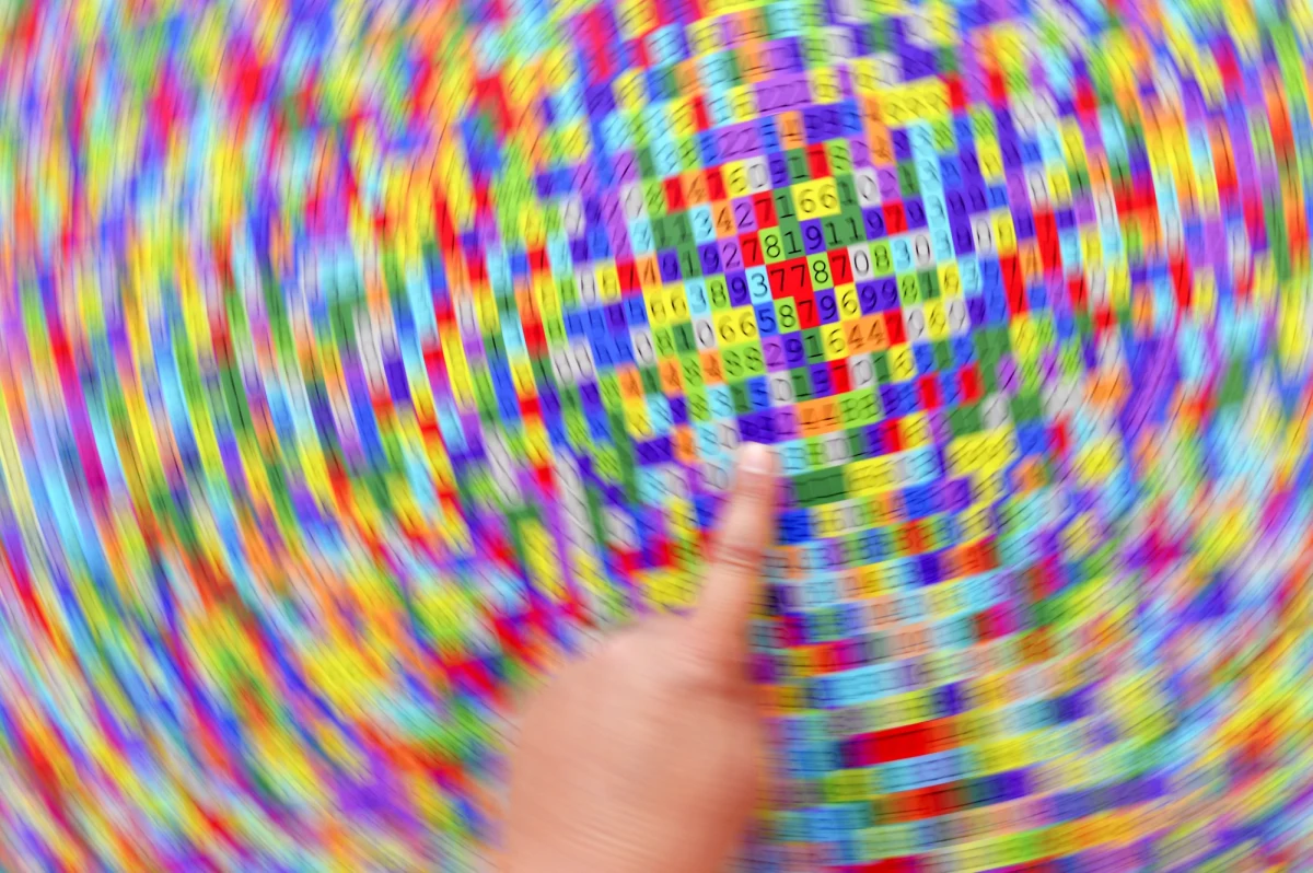 Badali ją już starożytni Egipcjanie, Wisława Szymborska poświęciła jej wiersz, a matematyk William Shanks przez 15 lat wyliczał 707 cyfr jej rozwinięcia. 14 marca swój dzień obchodzi liczba Pi. 