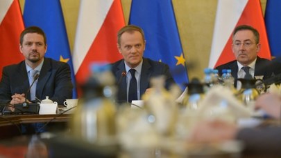 Sondaż przed eurowyborami: PO goni PiS 