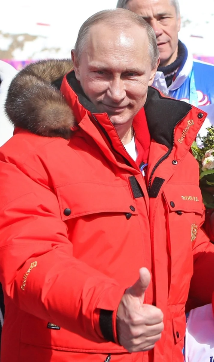 Prezydent Federacji Rosyjskiej Władimir Putin powiadomił Radę Federacji, Dumę Państwową i rząd o otrzymaniu od Krymu i Sewastopola wniosków o przyjęcie w skład FR - poinformowała służba prasowa Kremla. Według niej, wnioski takie na ręce prezydenta przesłały Rada Państwowa Krymu i zgromadzenie ustawodawcze Sewastopola. 