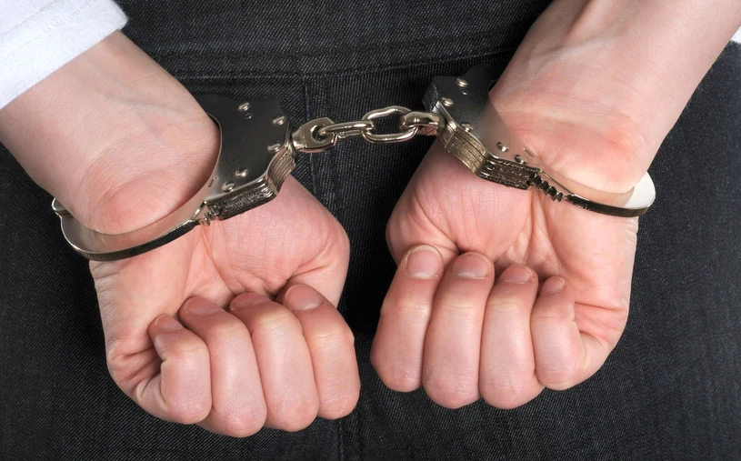 Oszukali 1500 osób, wyłudzili 75 mln złotych. Jest apel policji