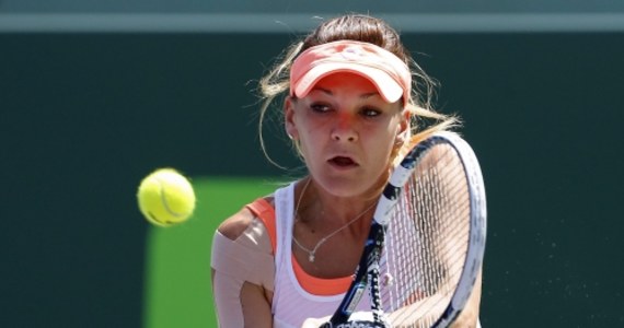 Agnieszka Radwańska przegrała z Dominiką Cibulkovą w ćwierćfinale tenisowego turnieju WTA Tour na twardych kortach w Miami. Mecz trwał 2 godziny i 41 minut. Tym samym nie udało się jej zrewanżować za porażkę w Australian Open. W styczniu Słowaczka wygrała z Polką w półfinale tej wielkoszlemowej imprezy. 