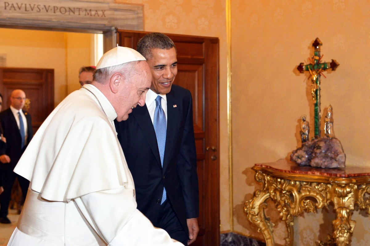 Papież Franciszek przyjął na audiencji w Watykanie prezydenta USA Baracka Obamę. To pierwsze, bardzo oczekiwane przez amerykańskiego przywódcę spotkanie z papieżem. Obama wypowiada się o Franciszku z wielkim uznaniem i podziwem.  