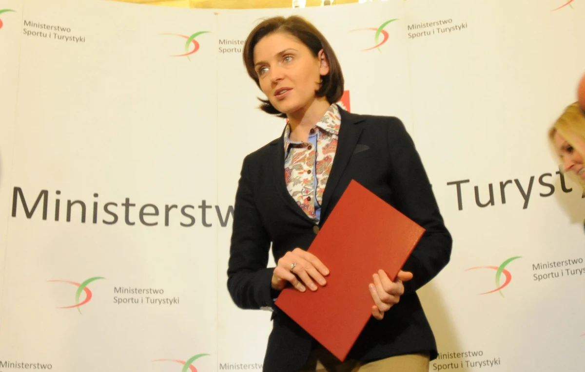 Joanna Mucha będzie w prokuraturze tłumaczyć się z koncertu Madonny na Stadionie Narodowym 1 sierpnia 2012 roku. Jak ustalił reporter RMF FM Roman Osica, stołeczni śledczy przesłuchają byłą minister sportu jako świadka w sprawie nieprawidłowości przy organizacji wydarzenia. 