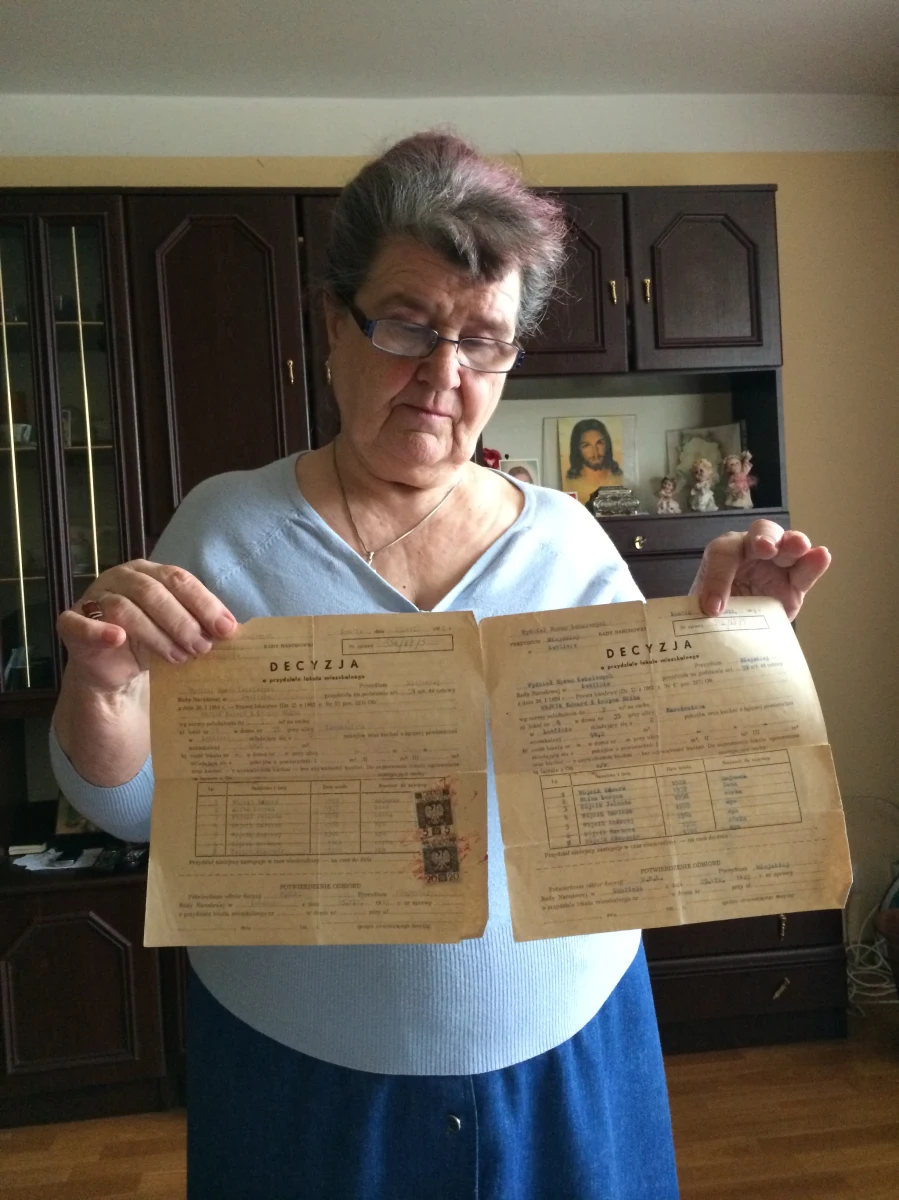 Schorowana 77-latka może trafić pod most. Interweniujemy dziś w sprawie pani Lucyny z Lublina. Z powodu remontu kamienicy, w której mieszkała, na rok dostała od miasta lokal zastępczy. Minęły jednak trzy lata, a prywatni właściciele budynku nawet nie rozpoczęli prac. Mimo to ratusz chce, by kobieta się wyprowadziła.