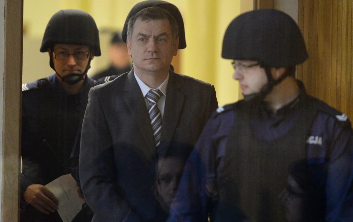 Trzech kuzynów Brunona Kwietnia, byłego wykładowcy akademickiego oskarżonego o przygotowywanie zamachu na Sejm, zeznawało dziś przed krakowskim sądem. Mężczyźni bardzo pozytywnie wypowiadali się o Kwietniu. Sami jednak przyznali, że utrzymywali z nim sporadyczne kontakty. 