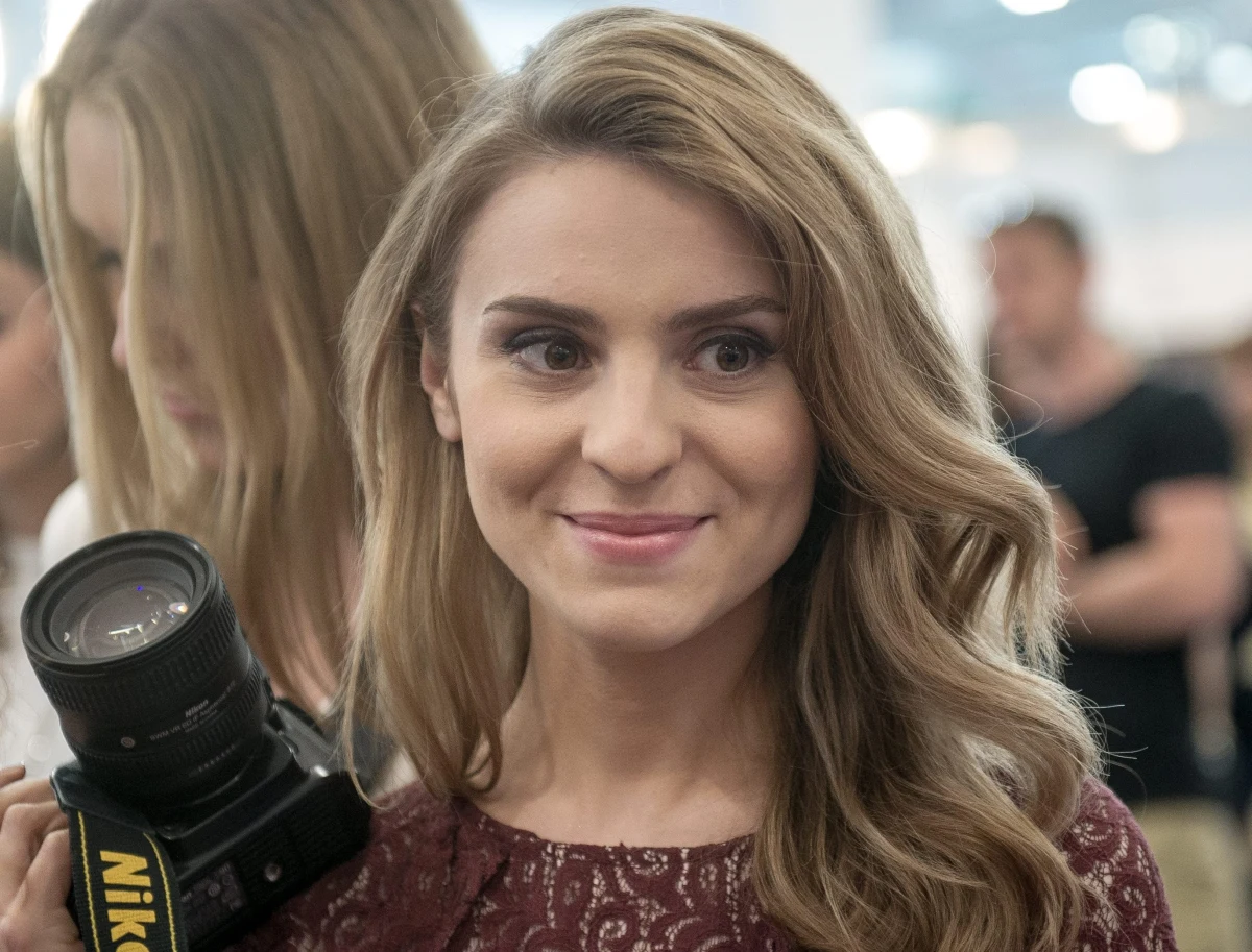 Katarzyna Tusk - córka premiera i znana blogerka modowa postanowiła zająć się stylizacją polityków - ujawnia "Fakt". Co ciekawe, jej klientami nie będą parlamentarzyści Platformy Obywatelskiej,ale posłanki Prawa i Sprawiedliwości. 