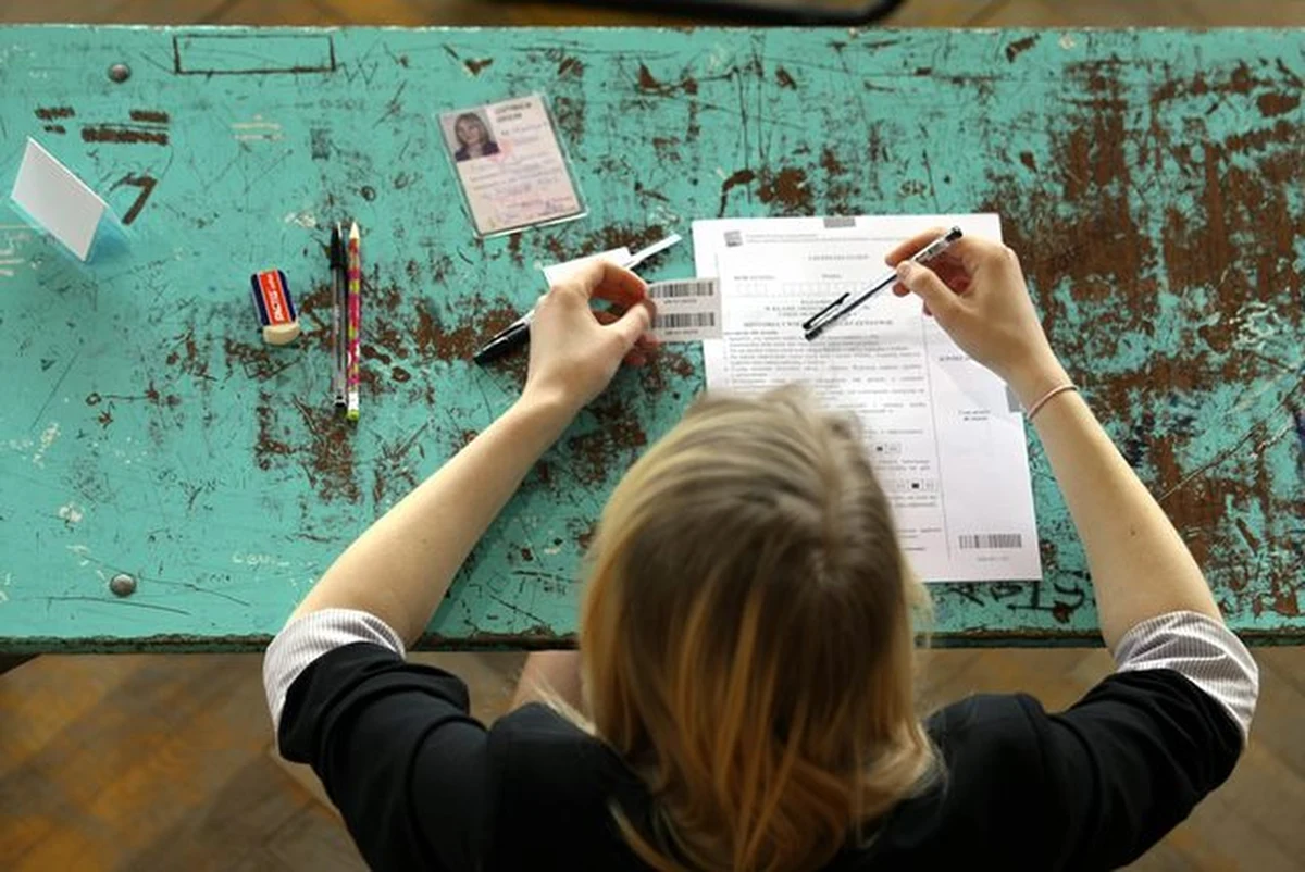 Jedna ze szkół w województwie łódzkim nie dała swoim uczniom szans na egzamin. Dyrekcja nie zgłosiła ich do sprawdzianu dla szóstoklasistów. Dziewięcioro uczniów będzie musiało pisać egzamin w czerwcu.