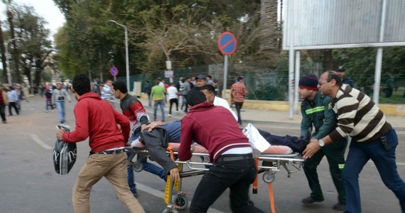​Zamach bombowy na terenie kampusu Uniwersytetu w Kairze. Zginęły co najmniej dwie osoby, a siedem zostało rannych.