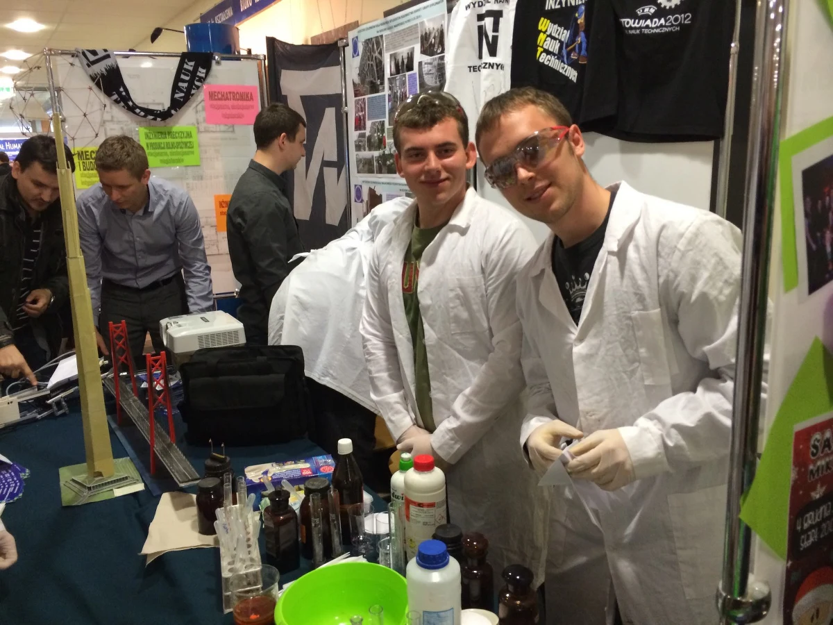 Uniwersytet Warmińsko-Mazurski w Olsztynie otworzył się na przyszłych studentów. W jednym miejscu można poznać całą ofertę kształcenia uczelni.