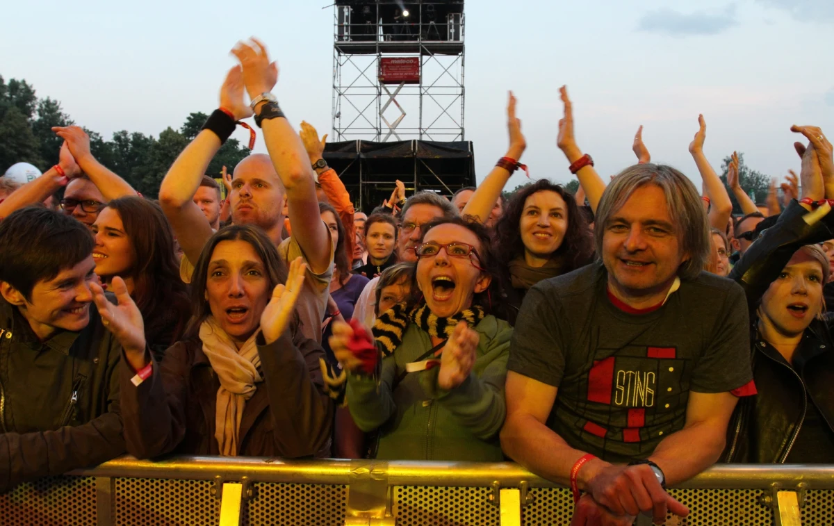 Ponad stu wykonawców rywalizuje w konkursie młodych muzyków "Life on stage", który towarzyszy Life Festival Oświęcim. Zwycięzca wystąpi na głównej scenie przed koncertem legendarnej amerykańskiej formacji Soundgarden.