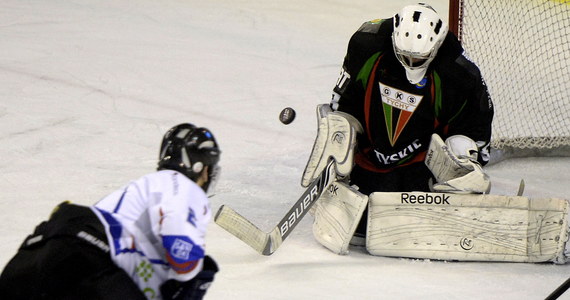 Hokeiści Ciarko PBS Bank Sanok po raz czwarty pokonali w finale Polskiej Hokej Ligi GKS Tychy, tym razem 2:0, i po raz drugi w historii zdobyli mistrzostwo Polski! GKS, który był zdecydowanie najlepszym zespołem sezonu zasadniczego, przegrał serię finałową 2:4.