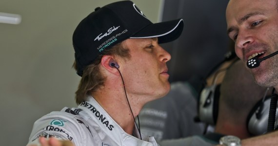 Niemiec Nico Rosberg wygrał kwalifikacje przed Grand Prix Bahrajnu, trzecią eliminacją mistrzostw świata Formuły 1. To piąte pole position tego kierowcy w karierze. Z drugiego miejsca wystartuje jego kolega z zespołu Mercedes GP, Brytyjczyk Lewis Hamilton. 