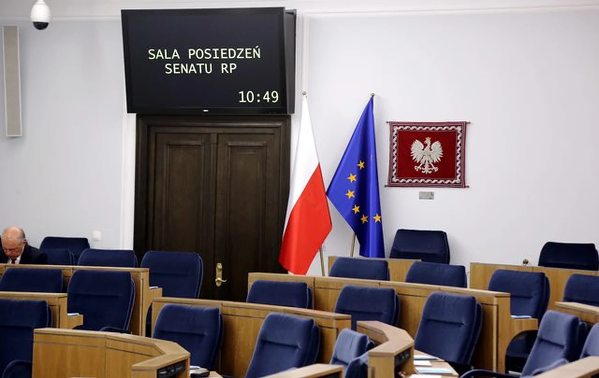 Senat poparł ustawę przywracającą zasiłki odebrane w zeszłym roku części opiekunów dorosłych osób niepełnosprawnych. Senatorowie nie zarekomendowali żadnych poprawek do ustawy, choć proponowała je opozycja.