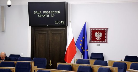 Senat poparł ustawę przywracającą zasiłki odebrane w zeszłym roku części opiekunów dorosłych osób niepełnosprawnych. Senatorowie nie zarekomendowali żadnych poprawek do ustawy, choć proponowała je opozycja.