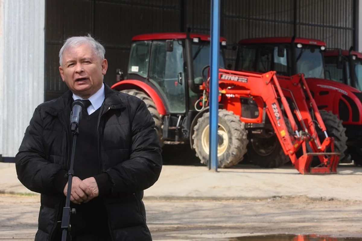 "Rząd Donalda Tuska nie potrafił zapobiec embargu na import polskiej wieprzowiny do Rosji ani wykorzystać w tej sprawie instytucji UE" - ocenił prezes PiS Jarosław Kaczyński. Rzeczniczka rządu ripostowała, iż szef PiS powinien lepiej poznać tę sprawę.