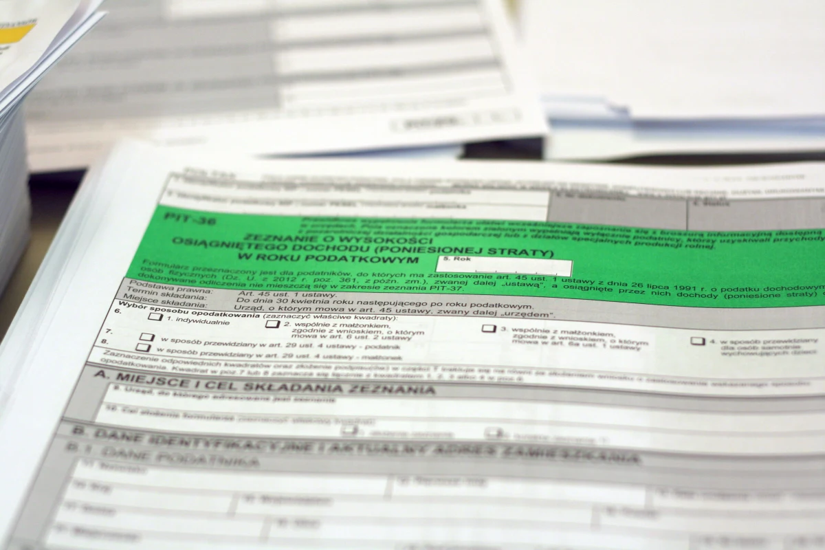 Najwięcej pytań dotyczy ulgi prorodzinnej - mówi Joanna Przybinda z Urzędu Skarbowego w Krakowie, która od godz. 8 do 12 rozwiewała podatkowe wątpliwości słuchaczy RMF FM. Jak się okazuje, coraz mniej pytań dotyczy samego wypełniania PIT-ów.