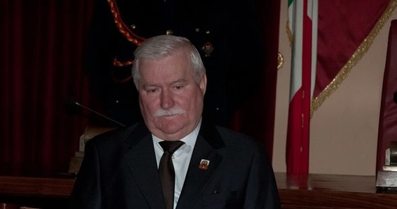 Lech Wałęsa jest wiernym fanem gier losowych - gra w nie od czasów PRL. Donosi "Fakt". Kiedyś jednak szczęście bardziej mu sprzyjało.