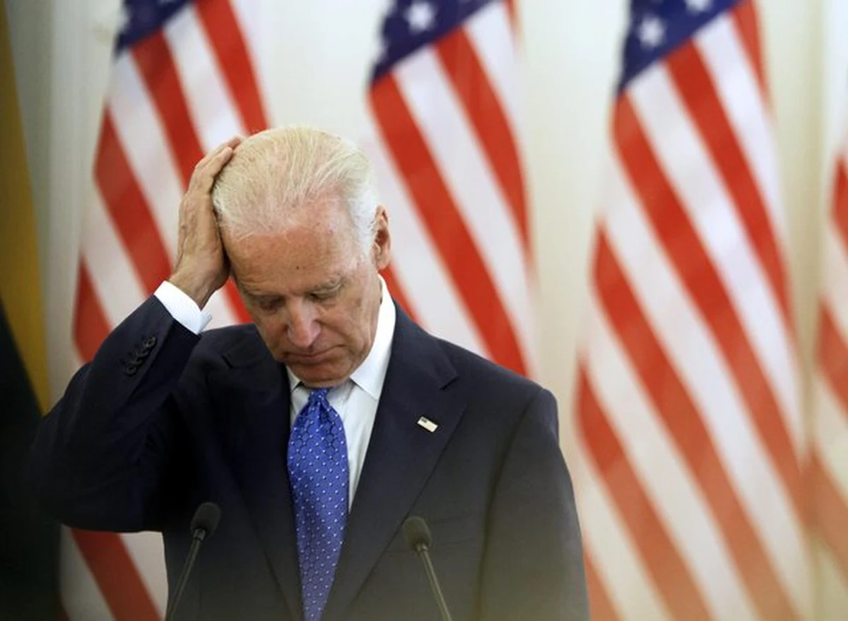 Wiceprezydent USA Joe Biden leci do Kijowa, gdzie w poniedziałek spotka się z p.o. prezydenta Ukrainy Ołeksandrem Turczynowem i szefem ukraińskiego rządu Arsenijem Jaceniukiem - poinformował Biały Dom.
