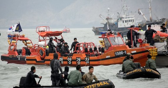Prezydent Korei Południowej Pak Kyn Hie (Park Geun Hie) porównała do morderstwa działania załogi promu Sewol, który w ubiegłym tygodniu zatonął w morzu z setkami osób na pokładzie.
