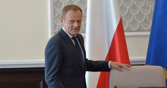 Donald Tusk nie widzi niczego niedobrego w wysokich kosztach spotu reklamującego 10 lat członkostwa Polski w Unii Europejskiej. Jak stwierdził premier, "sprawa jest czysta jak woda źródlana". Szef rządu podkreślił także, że klip został sfinansowany w większości ze środków unijnych w ramach kampanii informacyjnej dotyczącej wykorzystania funduszy europejskich.