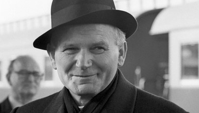 ​Karol Wojtyła - inwigilowany jako ksiądz, biskup, papież