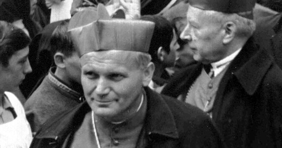 Karol Wojtyła - inwigilowany jako ksiądz, biskup, papież ...