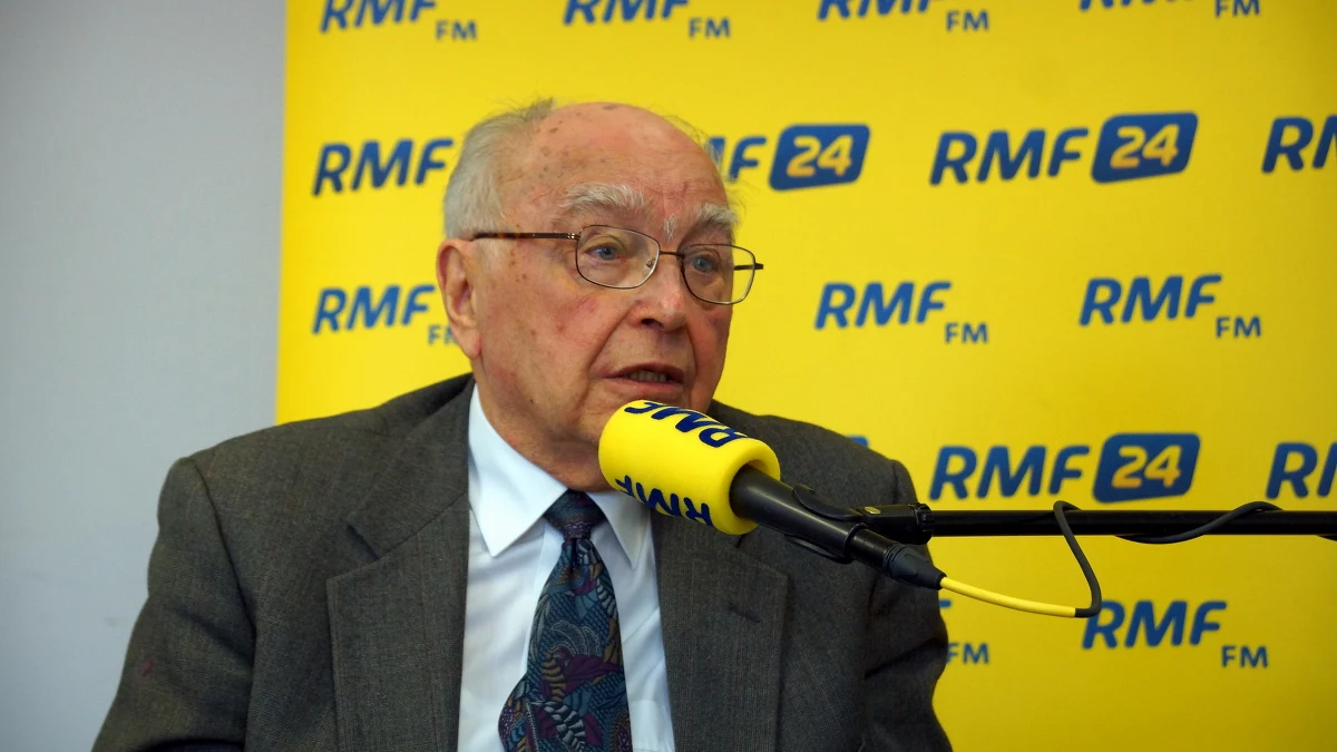 "Mówienie o człowieku i o miłości pokrywa się u Jana Pawła II z mówieniem o życiu trynitarnym Boga, o tamtej miłości. Myślę, że gdyby Polacy więcej wchodzili w tę rzeczywistość, a mniej myśleli o pomnikach, to wtedy nie popełnilibyśmy zdrady wobec Jana Pawła II" - mówi profesor Stanisław Grygiel, gość Krzysztofa Ziemca w RMF FM. "Wielka liczba pomników, które nie są dziełami sztuki, to jest zdrada Jana Pawła II. On sobie z tego zdawał sprawę" - dodaje.