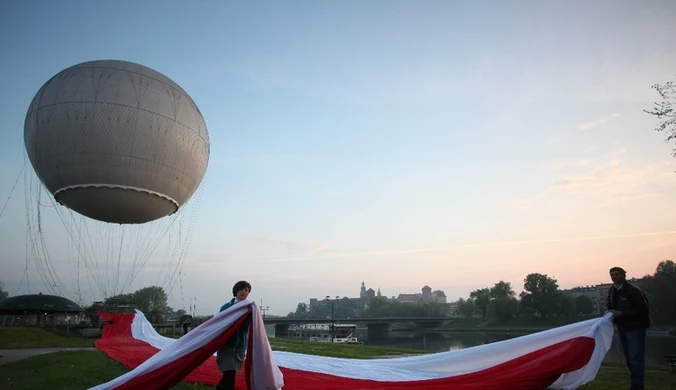 ​RMF24: Gigantyczna flaga nad Krakowem!