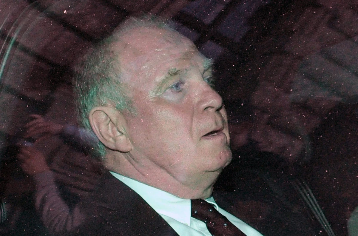 Skazany na 3,5 roku więzienia za oszustwa podatkowe Uli Hoeness, były prezes Bayernu Monachium, został usunięty z galerii sław niemieckiego sportu. Były piłkarz trafił do niej w 2009 roku.