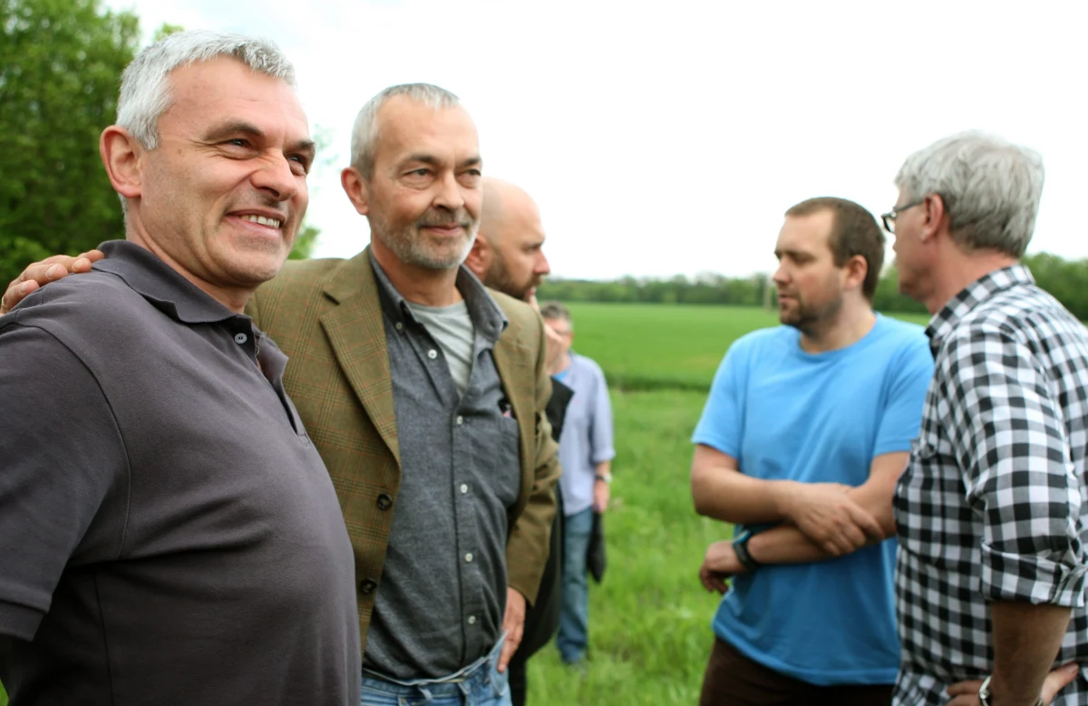 Uwolnienie wojskowych obserwatorów z krajów OBWE było dowodem na "odwagę i humanitaryzm" obrońców Słowiańska, na wschodzie Ukrainy - oświadczyło rosyjskie MSZ. W sobotę rano ukraińskie siły rozpoczęły operację przeciwko separatystom w Słowiańsku.