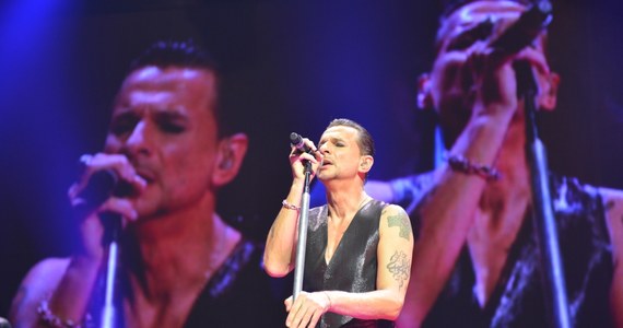 W corocznym plebiscycie użytkownicy serwisu RMFon.pl oraz słuchacze RMF FM wybrali przebój wszech czasów. W edycji, której finał odbył się na antenie radia 3 maja, zwyciężyła grupa Depeche Mode z utworem „Enjoy the Silence”!