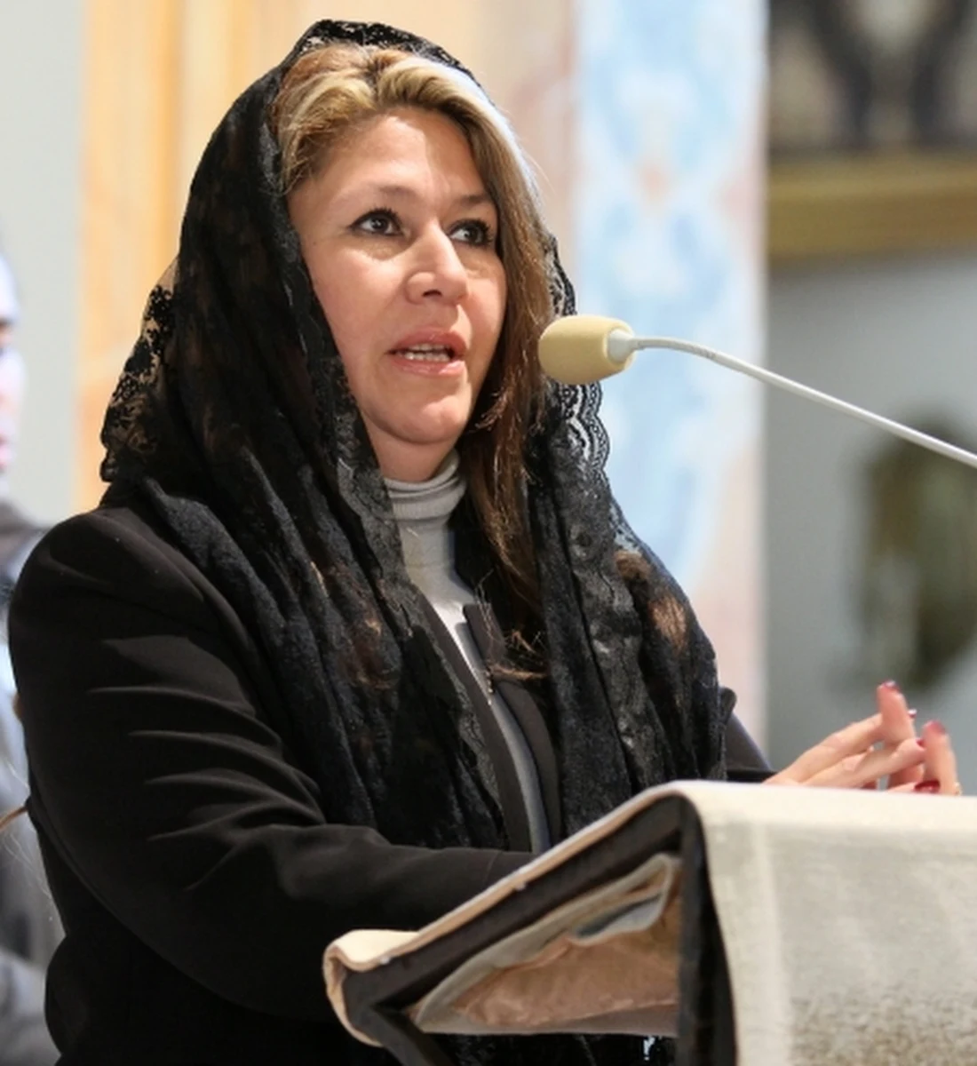 Kostarykanka Floribeth Mora Diaz, której uzdrowienie wybrano jako cud do kanonizacji Jana Pawła II, odwiedziła Wadowice - rodzinne miasto Karola Wojtyły. "Jestem tu z wami, by zaświadczyć o wielkiej miłości Boga" - mówiła do wiernych, którzy podczas każdej mszy św. szczelnie wypełniali świątynię.