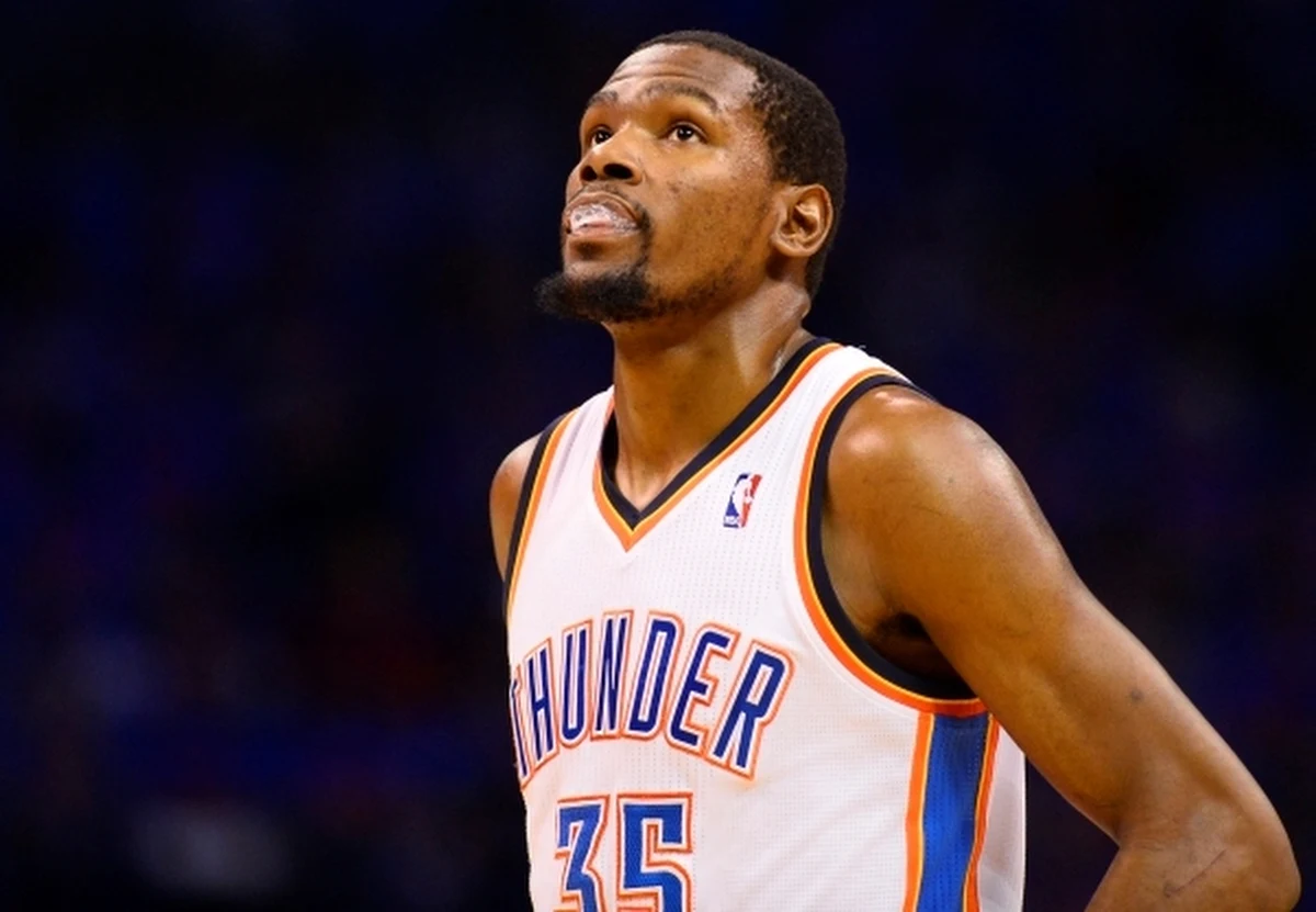 Koszykarza Oklahoma City Thundera Kevina Duranta uznano najbardziej wartościowym graczem (MVP) sezonu zasadniczego ligi NBA. 25-latek po raz pierwszy został zdobywcą tego prestiżowego tytułu.