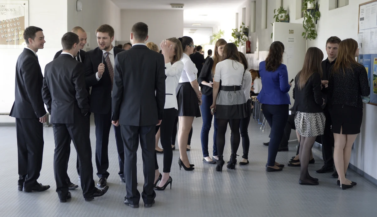 Rozpoczął się egzamin maturalny z języka angielskiego na poziomie rozszerzonym. Chęć zdawania go na tym poziomie zadeklarowało 82 tys. maturzystów, czyli 28 proc. zdających.