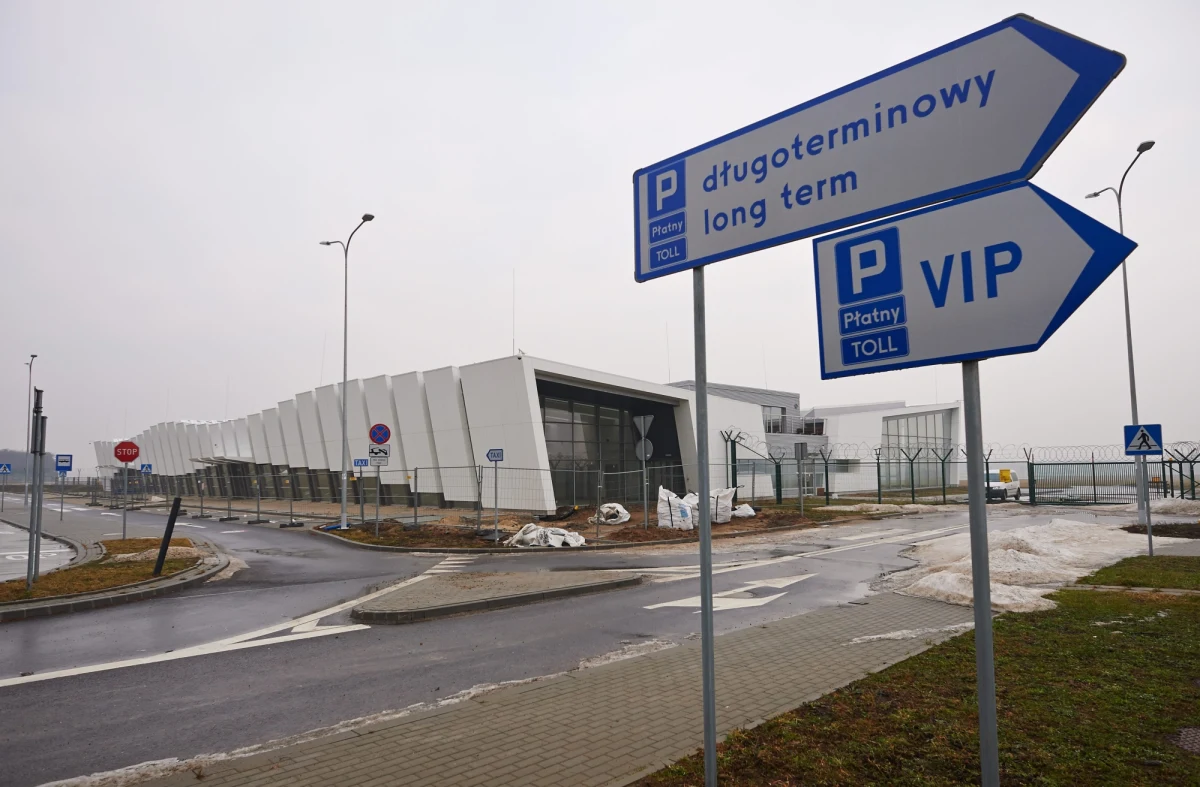 Sąd Rejonowy Gdańsk-Północ ogłosił upadłość Portu Lotniczego Gdynia-Kosakowo - dowiedział się reporter RMF FM Kuba Kaługa. Wnioskowała o to sama spółka, po tym jak Komisja Europejska kazała jej zwrócić pieniądze, które dostała od samorządów Gdyni i Kosakowa.