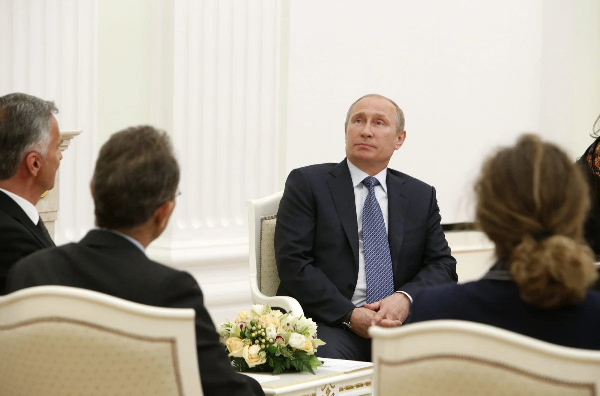 Prezydent Rosji Władimir Putin wezwał prorosyjskich separatystów na wschodzie Ukrainy, by przełożyli referendum niepodległościowe. Zaplanowane jest ono na 11 maja. Jak dodał, Rosja wycofała swoje wojska z granicy z Ukrainą.