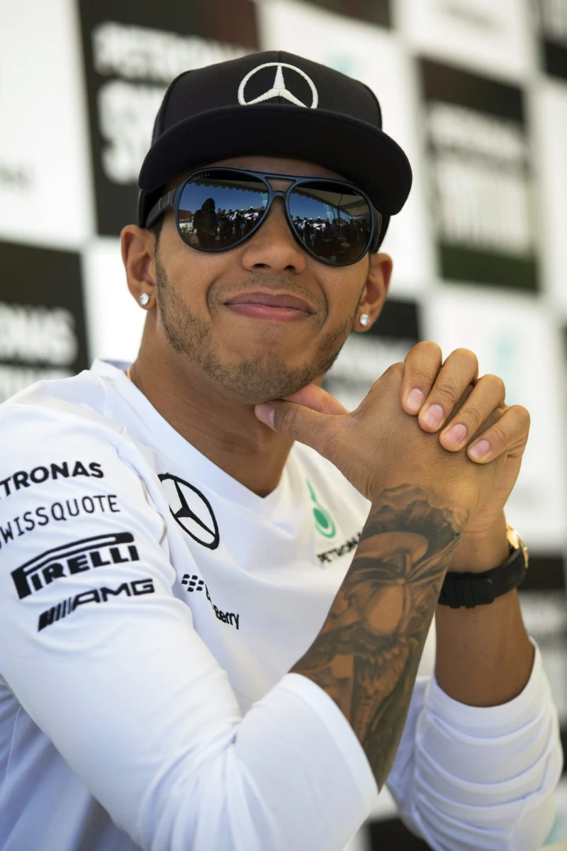 Niedzielny wyścig o Grand Prix Hiszpanii otworzy europejską część tegorocznych mistrzostw świata Formuły 1. W czterech pierwszych eliminacjach zdecydowanie najlepsi byli kierowcy teamu Mercedes GP. Trzy z nich wygrał Brytyjczyk Lewis Hamilton, a jedną jego partner z zespołu Rosberg. Poprzednie rundy rozgrywane były w Australii i Azji.