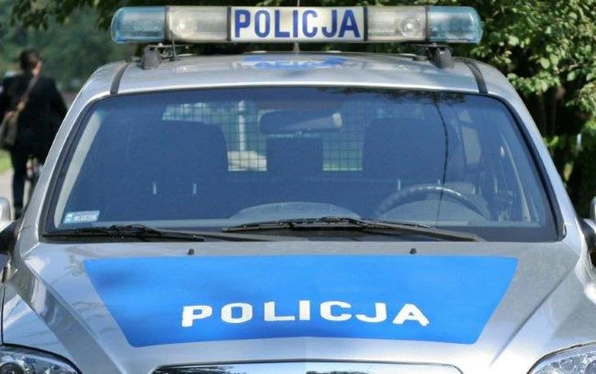 ​Brutalne zabójstwo w Ostrowcu Świętokrzyskim. Jak ustalił reporter RMF FM Roman Osica, rodzeństwo pobiło na śmierć swoją 75-letnią matkę. 38-letnia kobieta i jej o rok starszy brat zostali zatrzymani. Informację o tej tragedii dostaliśmy na Gorącą Linię RMF FM.