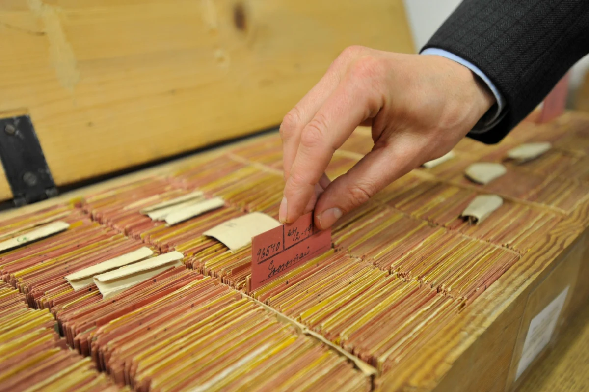 Katowicki IPN umorzył trwające 8 lat śledztwo ws. zamachu na papieża Jana Pawła II w maju 1981 r. W zamachu Turkowi Mehmetowi Ali Agcy pomagali Bułgarzy, a przedstawiciele krajów komunistycznych robili wiele, by ukryć prawdę o kulisach przestępstwa - to najważniejsze ustalenia IPN.