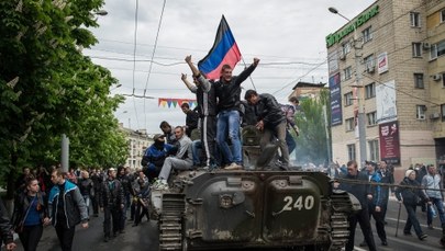 W Mariupolu uliczne walki, na Krymie triumf Putina