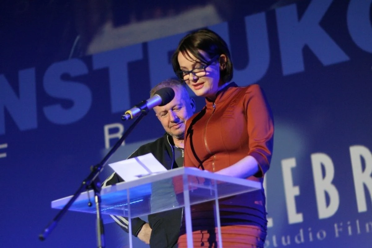 W krakowskim Kijów.Centrum odbyła się premiera cyfrowo odnowionej wersji "Psów" Władysława Pasikowskiego. To jedno z ważniejszych wydarzeń kończącego się już festiwalu Off Plus Camera. W uroczystym pokazie uczestniczyli m.in. filmowi Franz i Andżela czyli Bogusław Linda i Agnieszka Jaskółka. 