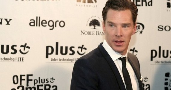 ​Benedict Cumberbatch zdobył nagrodę "Pod Prąd" w trakcie trwającego festiwalu Off Plus Camera. Aktor znany z roli w serialu "Sherlock" spotkał się z fanami w krakowskim kinie Kijów.Centrum.
